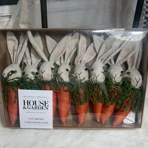 House & garden Easter bunny 6 ft garland